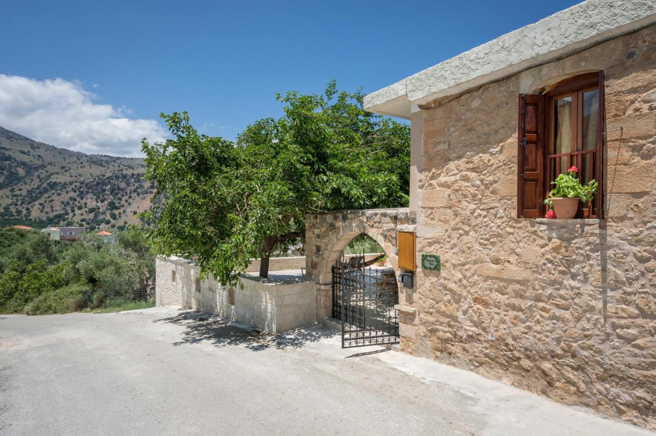 Pagonas Traditional House Mourion  Экстерьер фото